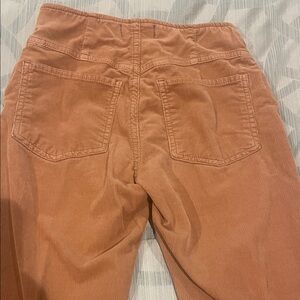 Free People, corduroy burnt orange pants
Size 27